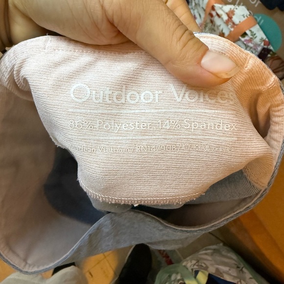 Outdoor Voices Cotton Candy Colorblock 7/8 Springs Leggings - Picture 4 of 4